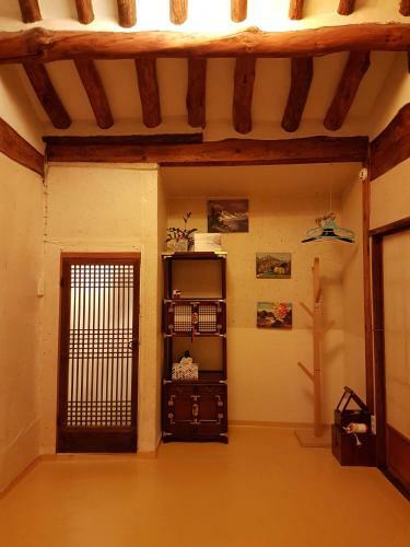 Hostal Soriwool Guesthouse
