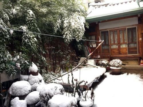 Hostal Soriwool Guesthouse