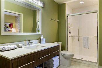 Hotel Home2 Suites By Hilton West Edmonton