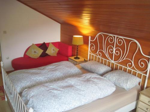 Hostal Chalet Catton