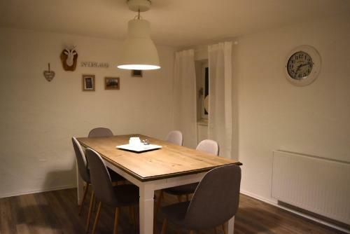 Apartamento Ferienwohnungen "die Vier" Und "die Sechs"