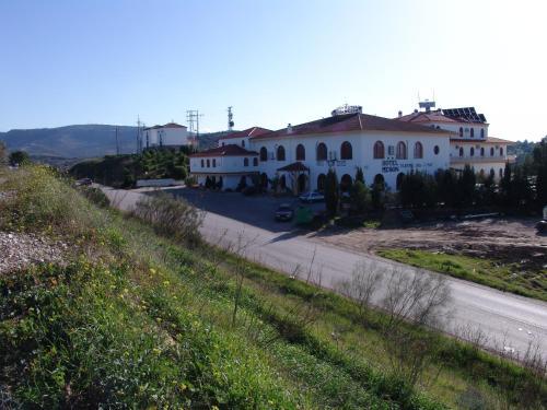 Hotel Meson Fuente Del Pino
