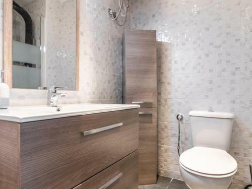 203 Modern 1 Bedroom Apartment, Pool, Terrace, Wifi