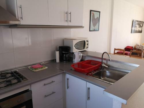 Acogedor Apartamento Frente Al Mar Con Piscina