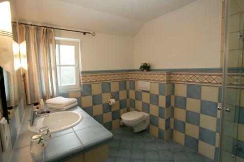 Hostal Berggasthof Zur Glocke