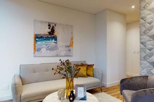 Apartamento De Dos Habitaciones Con Balcon