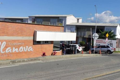 Apartamento En Av Condina