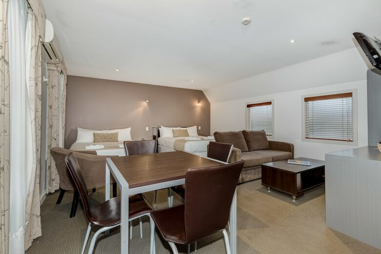 Hotel Seymours On Lydiard