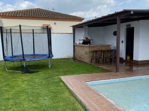 Chalet Con Piscina Y Barbacoa