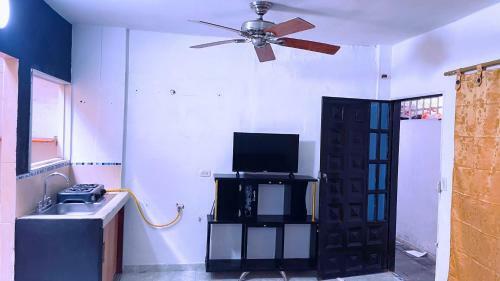 Hostal Historic House Santa Marta