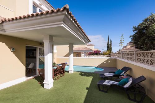 Home2book Villa Fiona Private Pool & Wifi