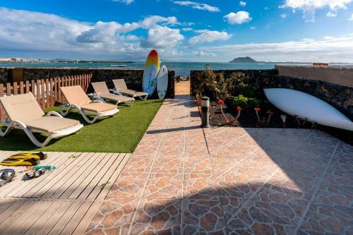Holidayvilla Marina 2- Beachfront, Wifi , Sea View By Holidayshome