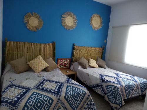 Hostal Villa Ricarda En Costa Esmeralda A Pie De Playa