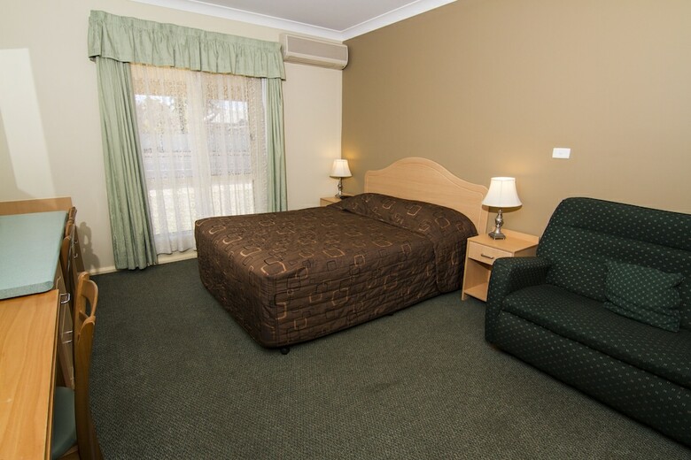 Green Gables Motel