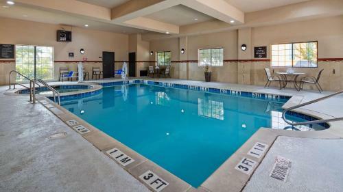 Hotel Best Western Plus Mansfield Inn And Suites