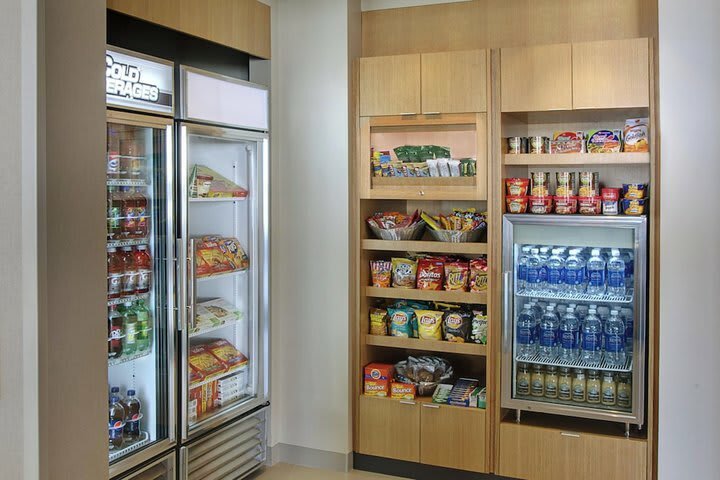 Hotel Residence Inn By Marriott Calgary Airport
