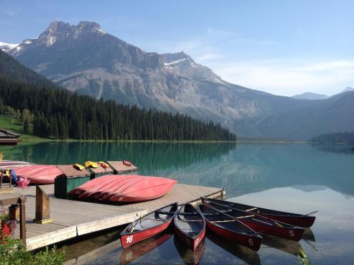 Motel Canadian Rockies Inn