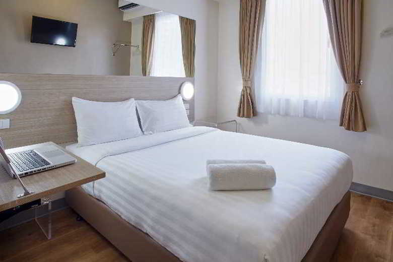 Tune Hotel Aseana City