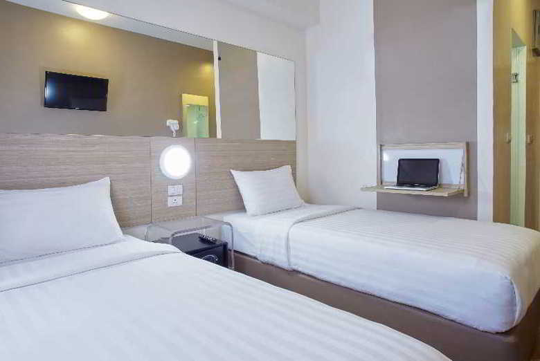 Tune Hotel Aseana City
