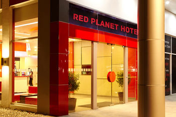 Tune Hotel Aseana City