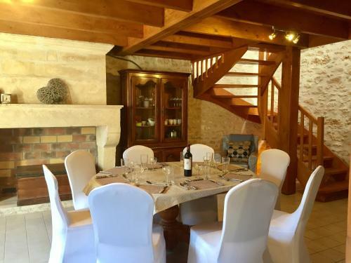 Maison Halcyon Gite With Pool