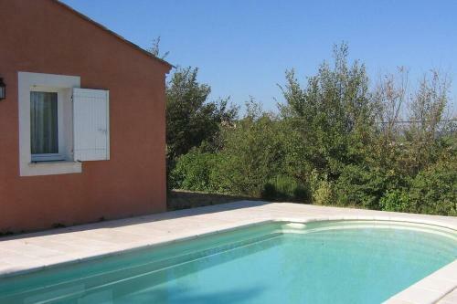 Villa Dans Le Lub�ron Avec Piscine Chauff�e Sans Vis � Vis