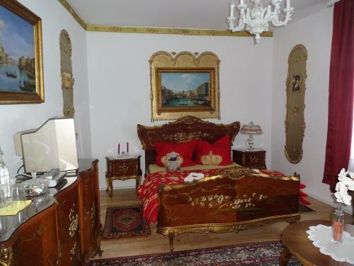 Hotel K�nigreich Romkerhall