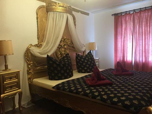 Hotel K�nigreich Romkerhall