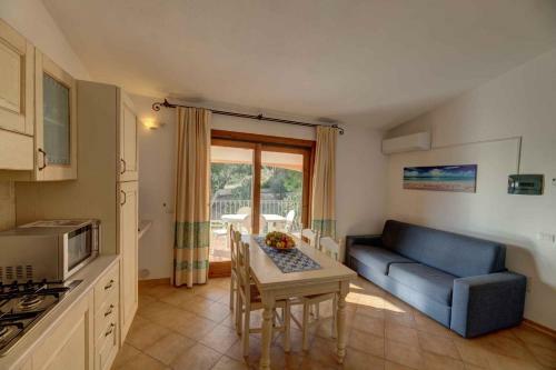 Apartamento Holiday Homes In Badesi 27283
