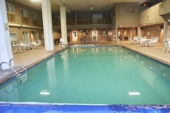 Hotel Sandwich Lodge & Resort