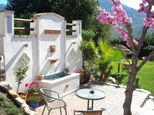 Hotel Rural Cortijo De Salia
