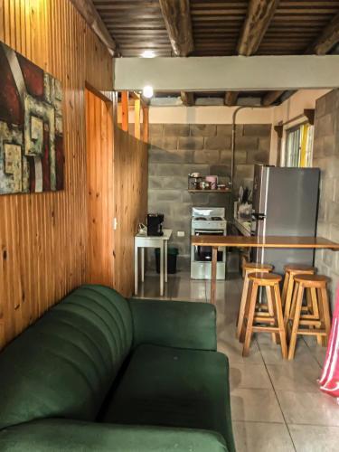 Hotel Cabinas Las Tinajas