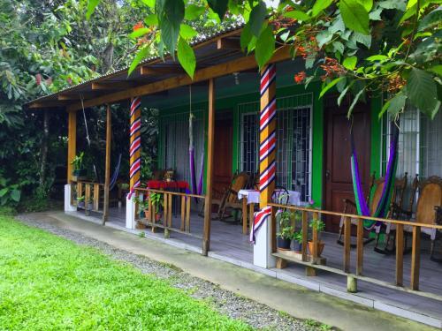 Hotel Cabinas Las Tinajas