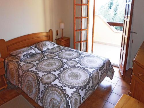 Holiday Home Passeig Del Serrat L�ocata