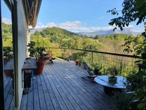 Maison Atypique Et Chaleureuse Dans La Nature