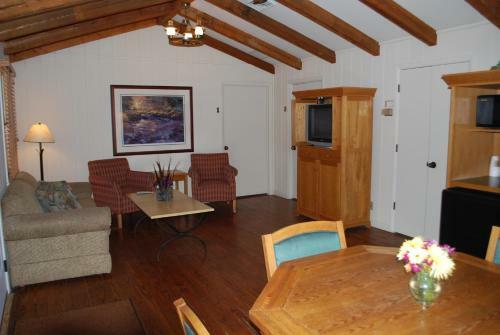 Postoak Lodge And Retreat