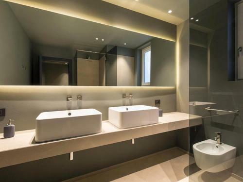 Villa Falcone 5 Bedrooms 10 Pax