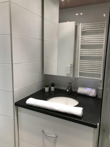 Apartamento Le Lys D'or - Cosy Et Proche Lac, Balcon Terrasse