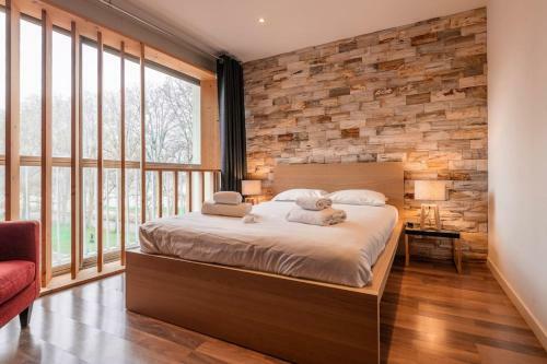 Apartment For Two People Facing The Lake