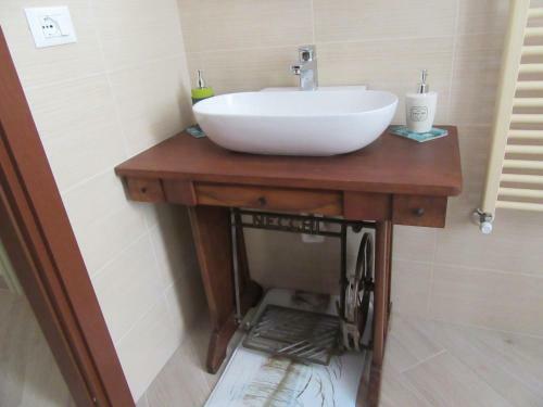 Un Letto Nel Cortile