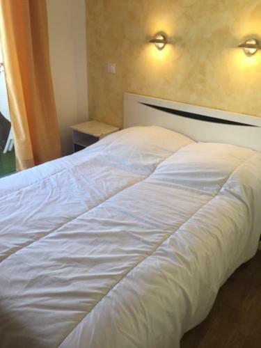 Apartamento Modern Appt With Blacon In Antibes