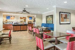 Hotel Comfort Inn East
