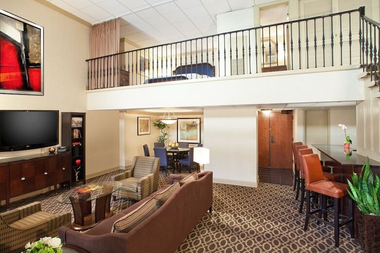 Courtland Grand Hotel, Trademark Collection By Wyndham Former Sheraton Atlanta