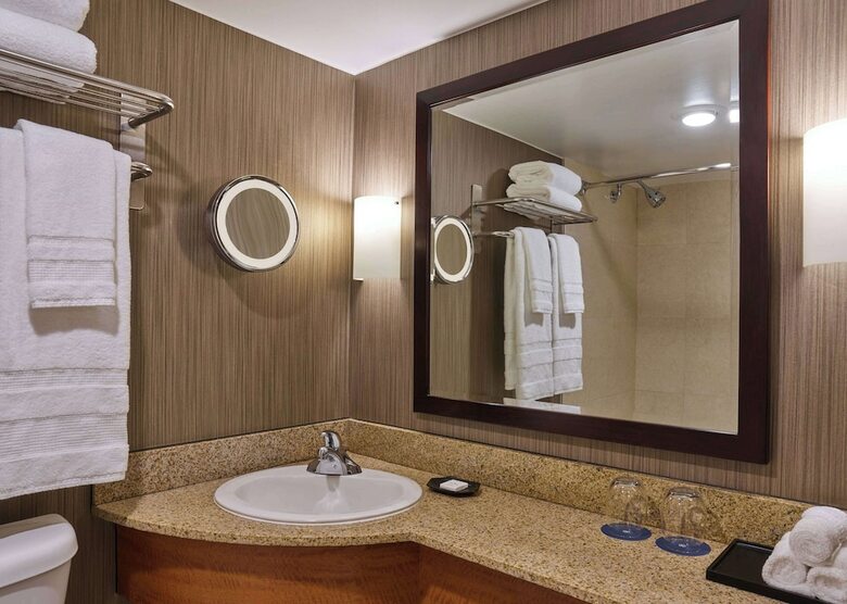 Courtland Grand Hotel, Trademark Collection By Wyndham Former Sheraton Atlanta