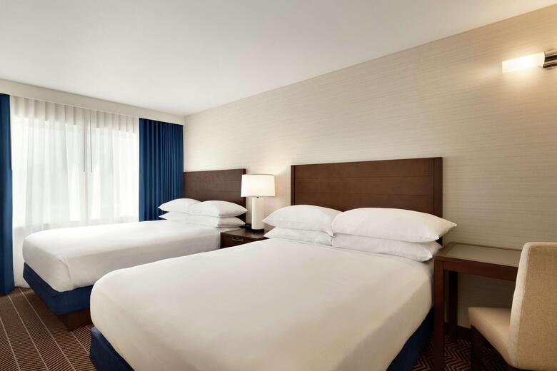 Hotel Embassy Suites Logan Airport