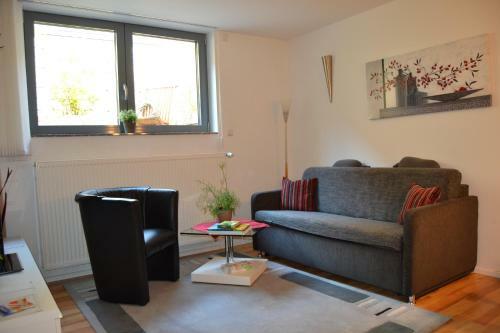 Apartamentos Fewo-burgund
