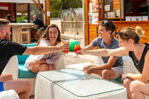 Camping Maeva Club Le Lagon D'argel�s ****