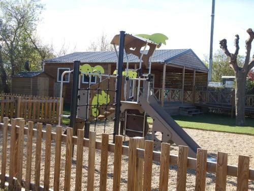Mobile Home Au Camping Le Neptune