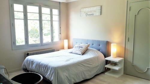 Maison Moderne Piscine Wifi - Aiguillon Goetchea