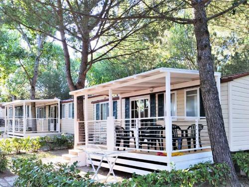 Pleasant Mobile Home In Castiglione Del Lago With Pool